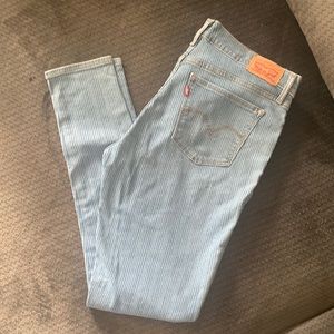 710 super skinny small stripes light wash jeans!!